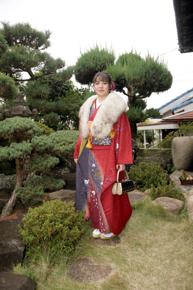 東大阪/クラシカルモダン振袖＆ゲキ渋紋付き袴 マルは呉服店の振袖