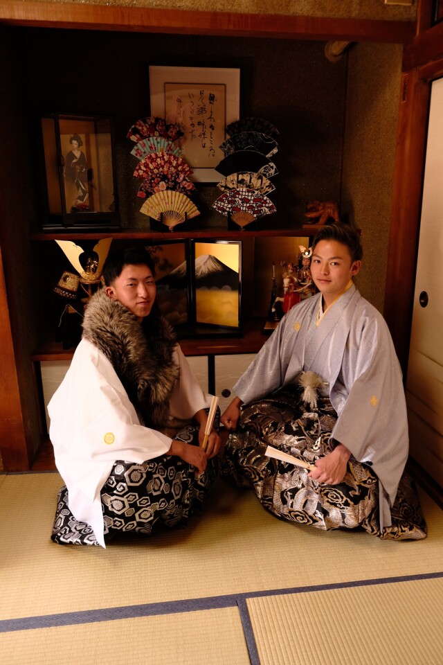 クラシックモダン振り袖＆ゲキ渋袴 マルは呉服店の振袖 /白色/ゴールド