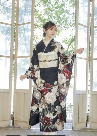 ドレス21の振袖 /青色/紫色/古典/牡丹柄/ 金駒刺繍 青紫色に大きな