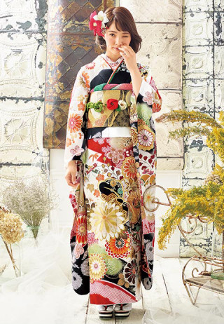 EVERS~furisode showroom~の振袖 /黒色/緑色/古典/菊柄/ 振袖 | My振袖