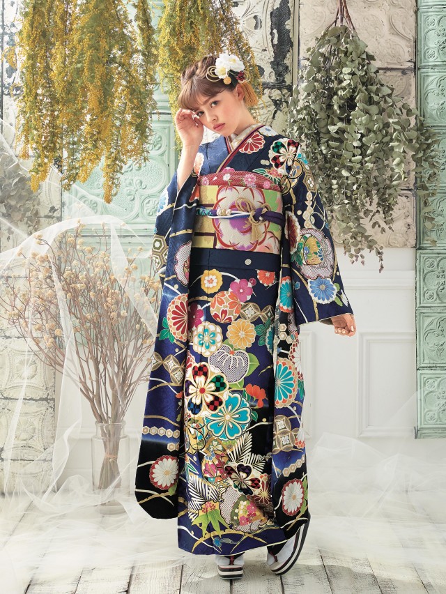 EVERS~furisode showroom~の振袖 /紺色/紺色/古典/花柄/ 振袖 | My振袖