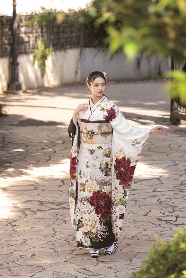 振袖　振袖きもの登美屋 呉服の登美屋 イオンモール盛岡南店 / 岩手県 の店舗情報 | 人気の成人