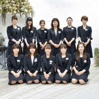衣舞STAFF一同のスタッフ画像