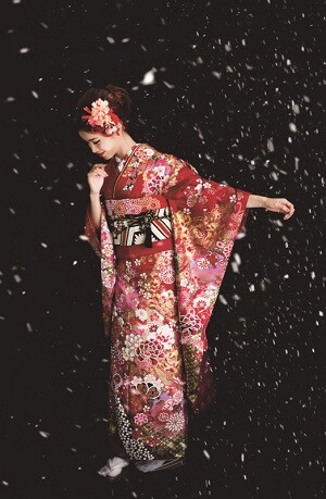 振袖 ageha系 FURISODE GIRLS COLLECTION 2025 SUMMER&AUTUMN | 【公式】二十歳振袖館Az