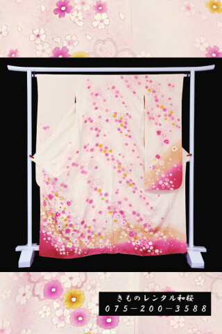 【F-43】　クリームホワイト/桜・牡丹_振袖_59533