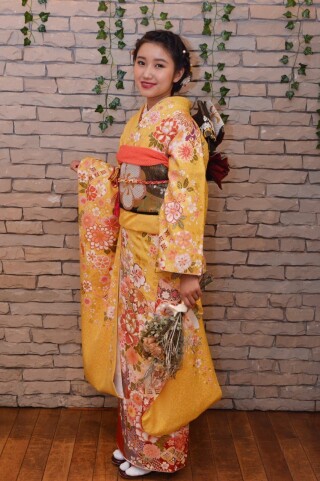 No201　OKB赤ぼかしまり菊_振袖_56971