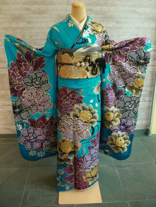 ライトブルーに大柄花_振袖_83503 | 平安閣衣裳店ピュアハート川崎店