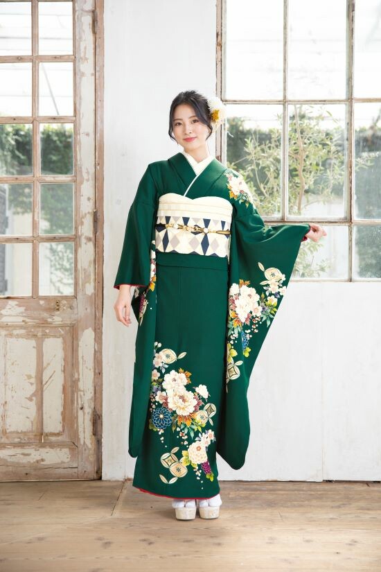 羽根澤屋フォトスタジオプリュムの振袖 /緑色/エレガント/花柄