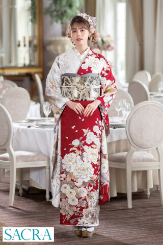 きもの工芸西陣 ビッグローズ前店の振袖 /ベージュ色/オレンジ色/古典