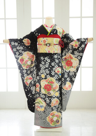 黒地　しぼり　花柄_振袖_85919 | 天使の森　佐野オリヴィエ