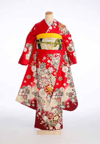 赤地に白の花柄で品のある美しい振袖_振袖_69745