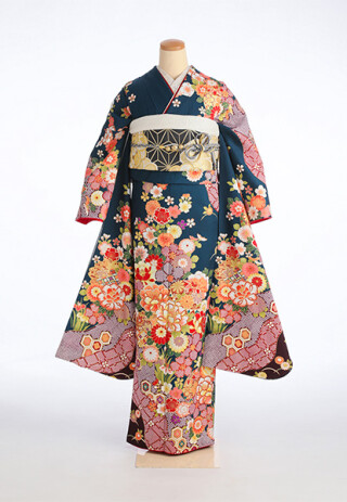 紺地に牡丹やオレンジの小花で華やかに_振袖_69746