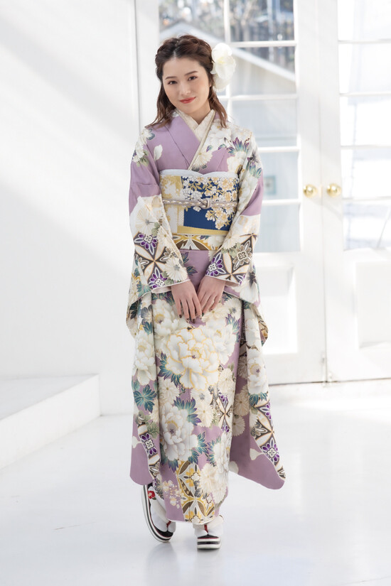 紫・ラベンダー | Kimono Sienne 桜模様の振袖（紫）（ラベンダー）