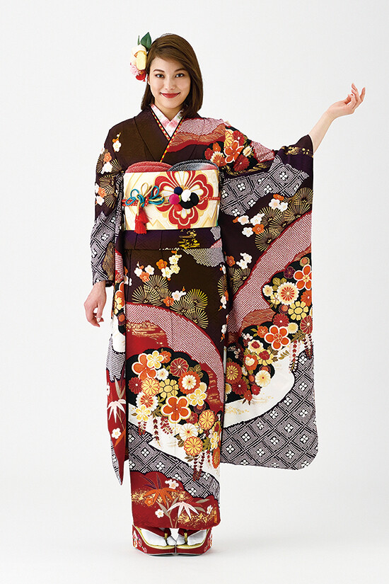 寺島呉服店 －きもの創作 てらしま －の振袖 /茶色/古典/松竹梅柄