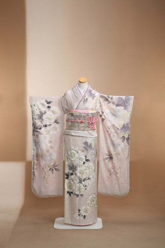 新作　振袖