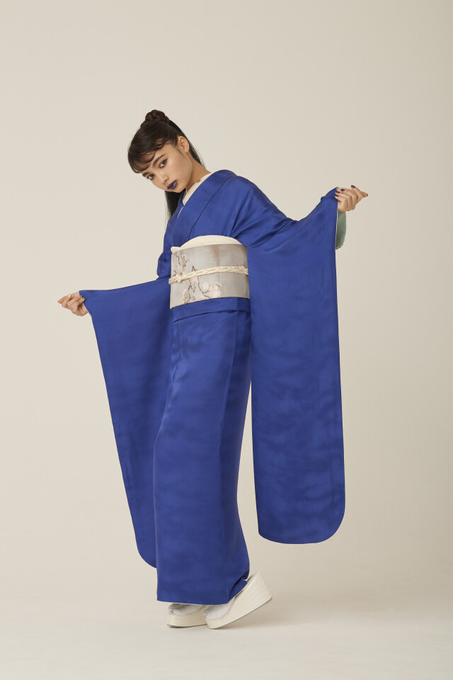 振袖KAPUKIの振袖 /青色/青色/クール/無地柄/ 叢雲 | My振袖