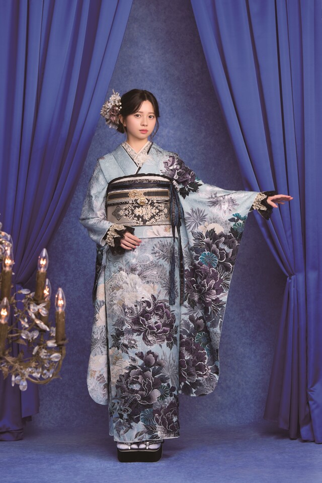 やま屋の振袖 /水色/グレー色/エレガント/牡丹柄/ 桜田ひより 振袖