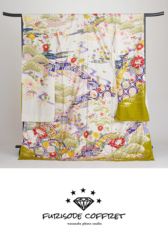 『ふりそでコフレ』 ★FURISODE COFFRET★の振袖 /白色/緑色/古典/花柄/ furisode coffret | My振袖