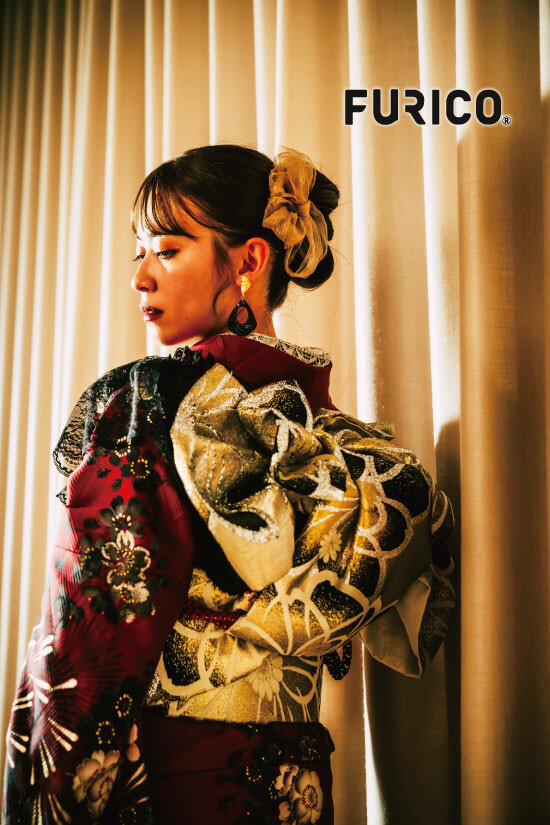 FURICOの振袖 /赤色/黒色/クール/花柄/ 赤×花柄×クール | My振袖