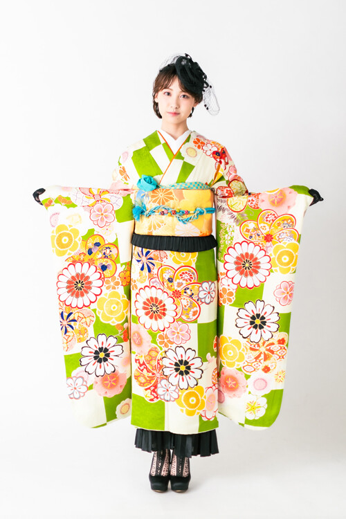 LILY 広島店の振袖 /緑色/オレンジ色/レトロ/花柄/ f-651 | My振袖