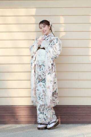 白　ダリア_振袖_91638 | kimono HANAIRO 淡路島店 -Fuji Studio cadeau-