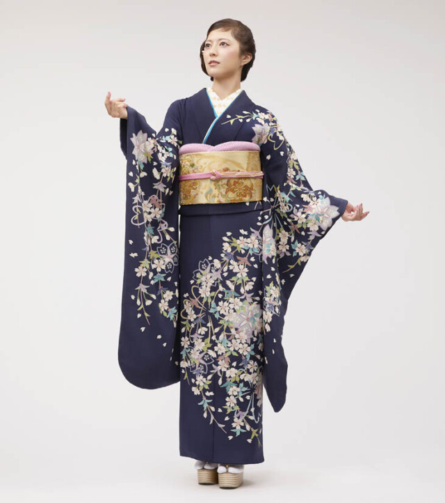 加賀友禅振袖　正絹　藍色　美品　縁起良い柄　成人式　長襦袢つき KIMONO KINDの振袖 /紺色/紺色/古典/花柄/ 加賀友禅振袖田嶋秀之作
