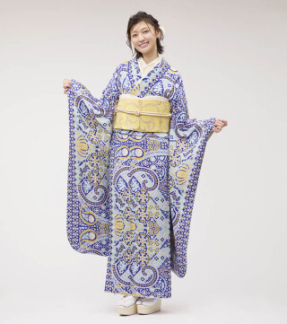 ♦︎デニム振袖♦︎カッコいい♦︎個性派の成人式♦︎デニム振袖のみ♦︎ 出口夏希”ちゃんの振袖-黒｜成人記念の新作振袖ご紹介 DN-04