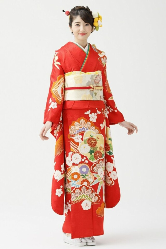 表参道 別蔵 / 志染庵 by kimono heartsの振袖 /赤色/古典/松竹梅柄
