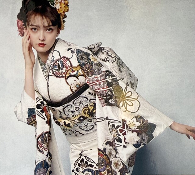 510z32.208y2.小物☆さが美 marie claire 振袖 モダン FURISODEMAG A818｜成人式に絶対着たい、最新振袖新登場！成人式の振袖