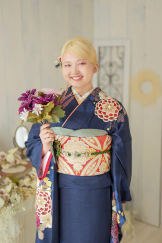 紺_振袖_93241 | LaPrima（美容室Ｂ・Ｆ・Ｃ姫グループ）
