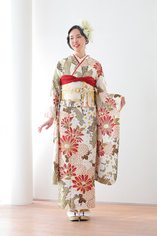 春光に咲く華やぎの振袖_振袖_100022 | 上原フォートスタジオ