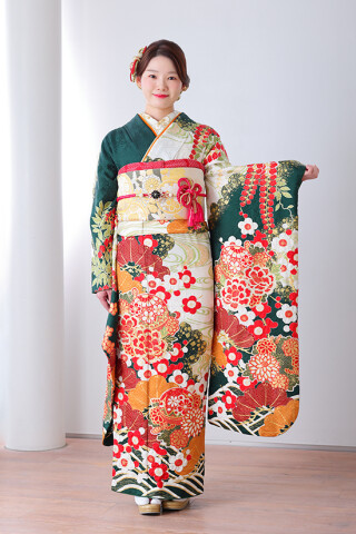 biwa桜 | 近江八幡店 | Princess Furisodeの振袖 /青色/古典/花柄/ 藍