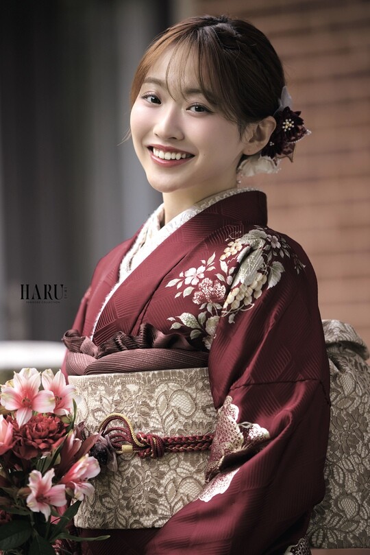 Furisode Sumiyoshiの振袖 /赤色/ゴールド色/エレガント/花柄/ HARU