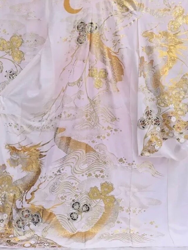 桂由美金彩デザイン振袖専門店 神楽呉服店By＃振袖gram名古屋駅前店の