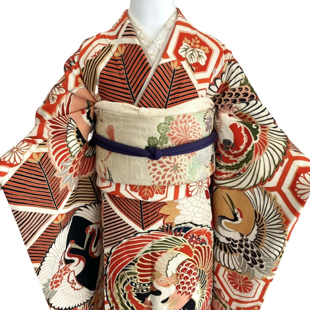キモノ山猫【西宮｜着物レンタル・販売・着付け】の振袖 /オレンジ色